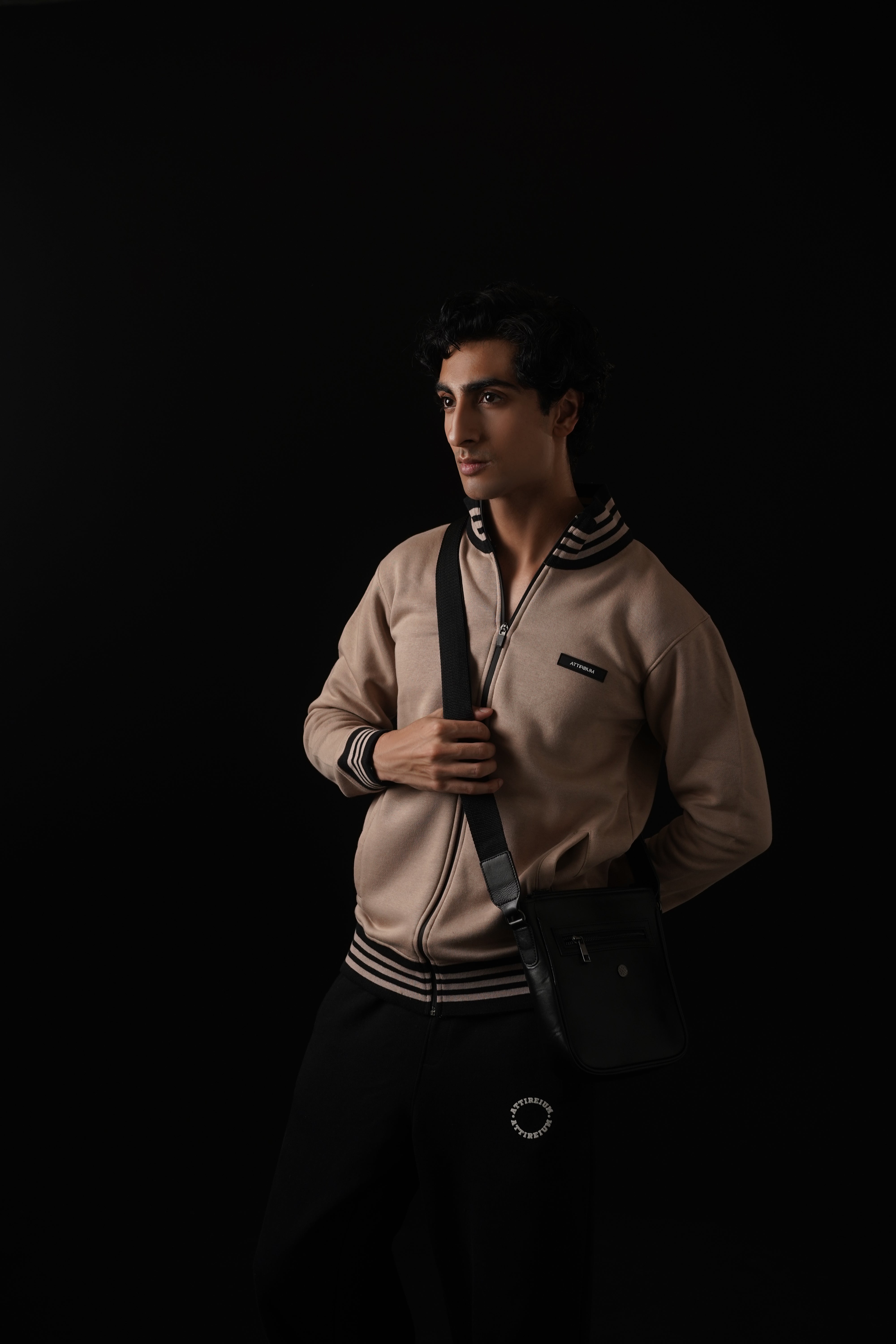 Full Zipper - Attireium